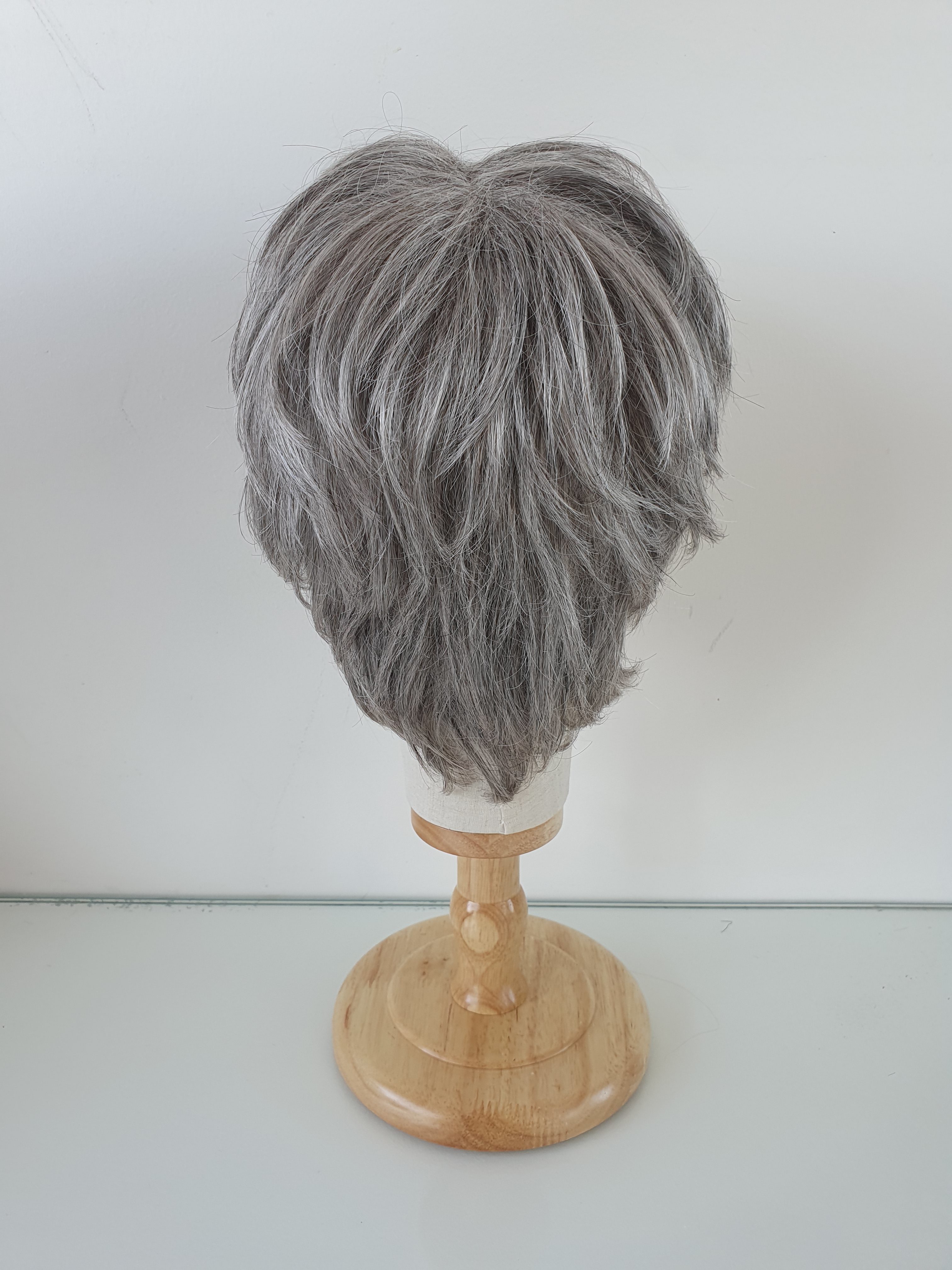 Perruque courte – Image 4