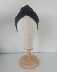 Bonnet noir avec rosace 100% polyester