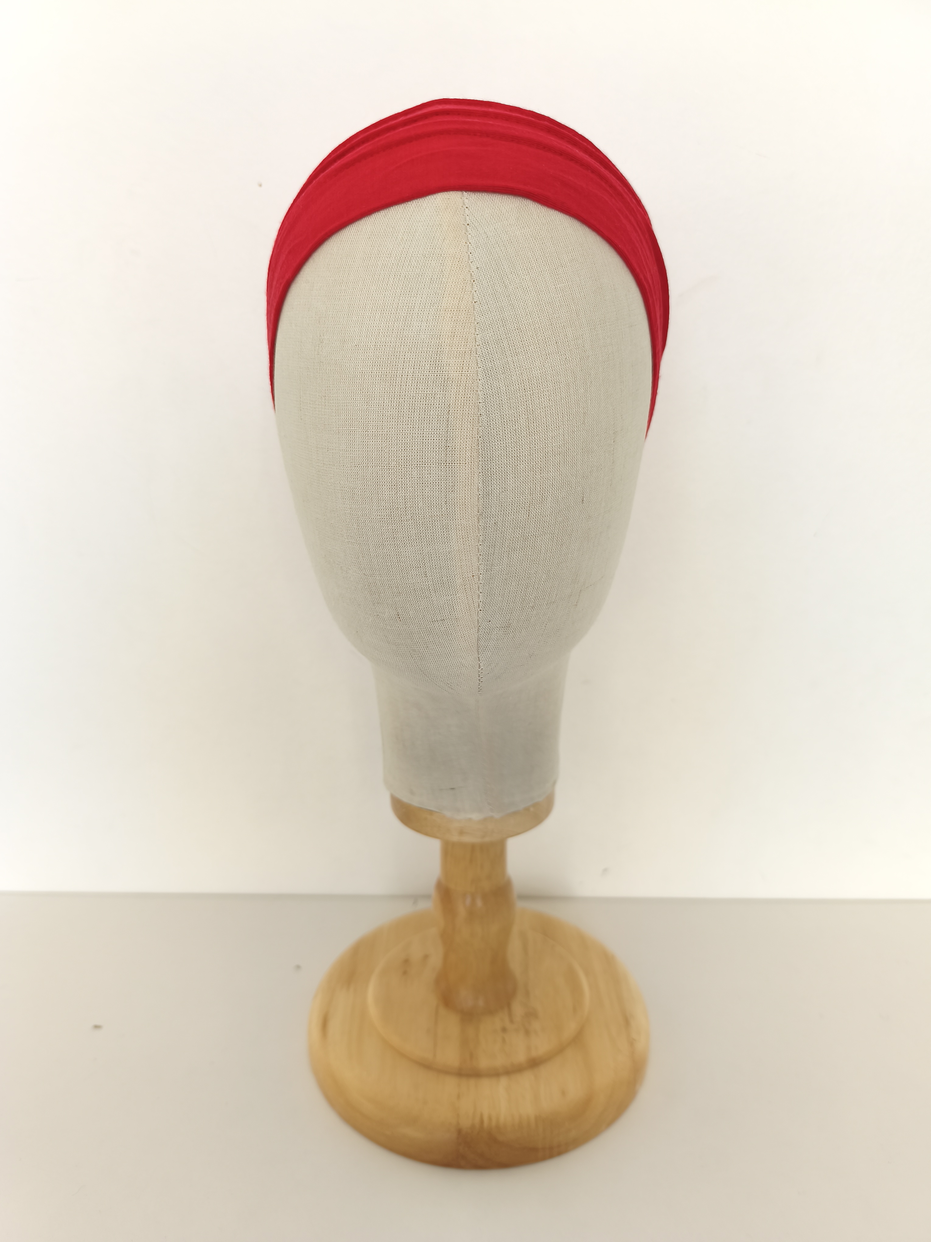 Bonnet rouge classique 95% bambou – Image 2