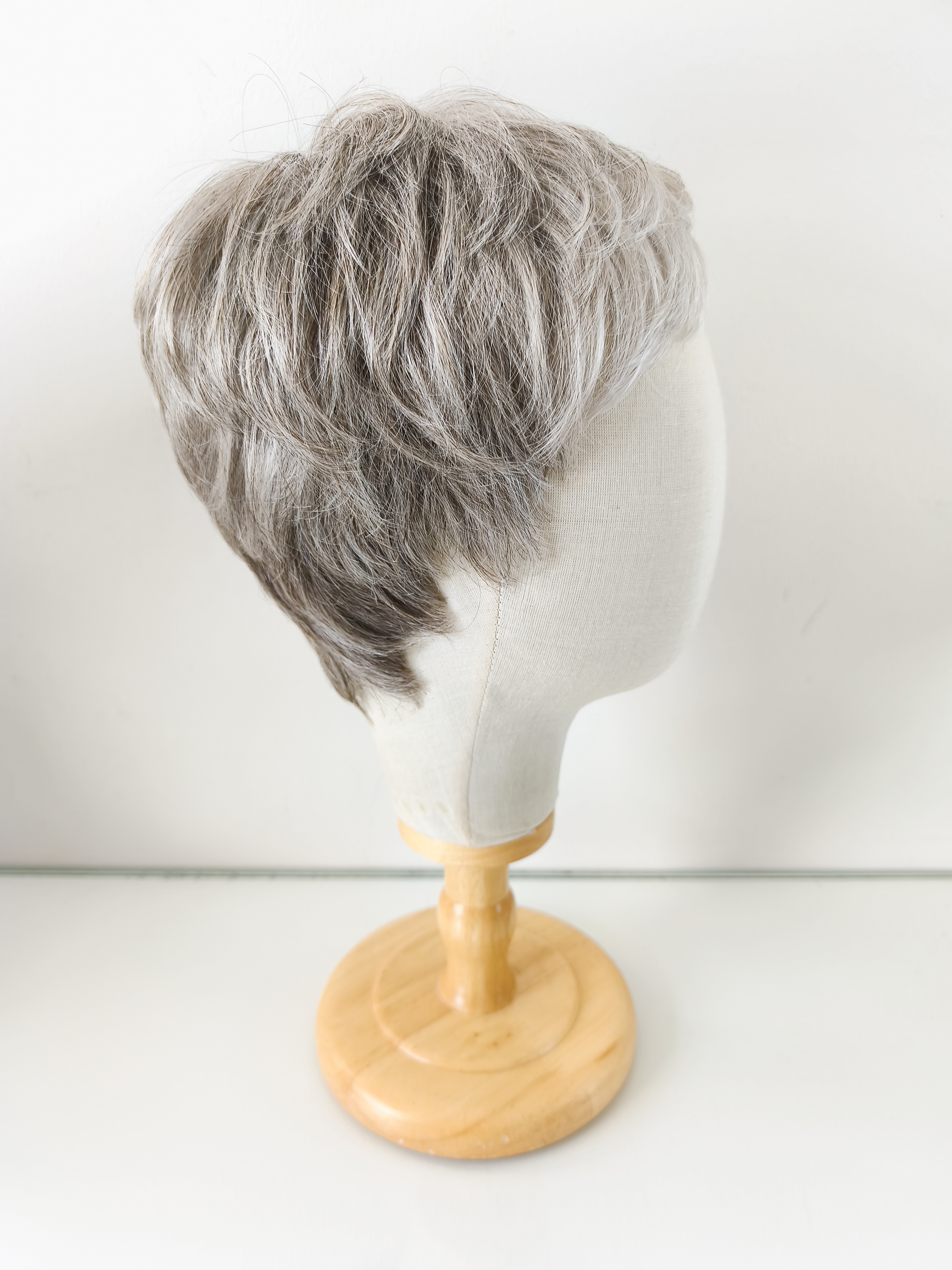 Perruque courte Gisèle Mayer – Image 4