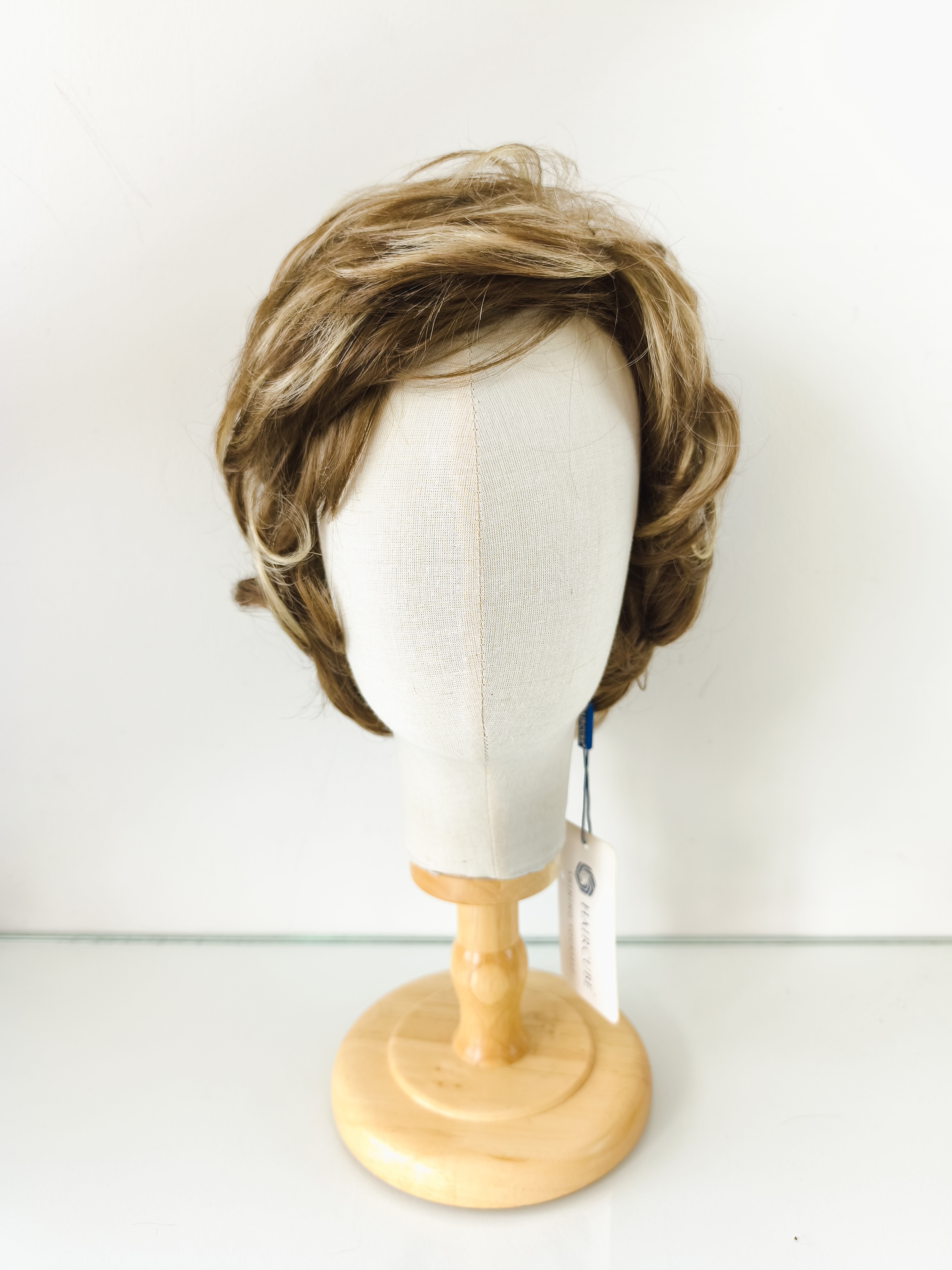 Perruque courte Haircube