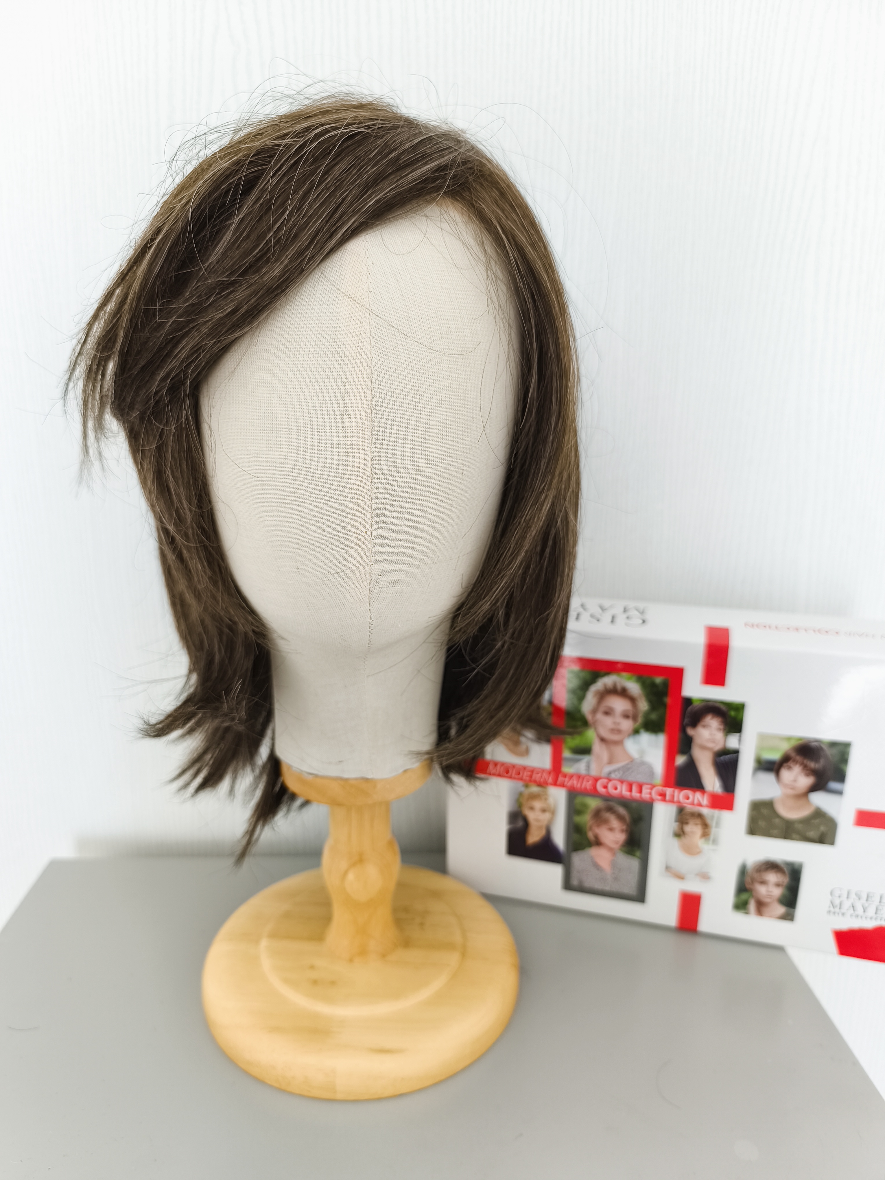 Perruque longue Gisèle Mayer