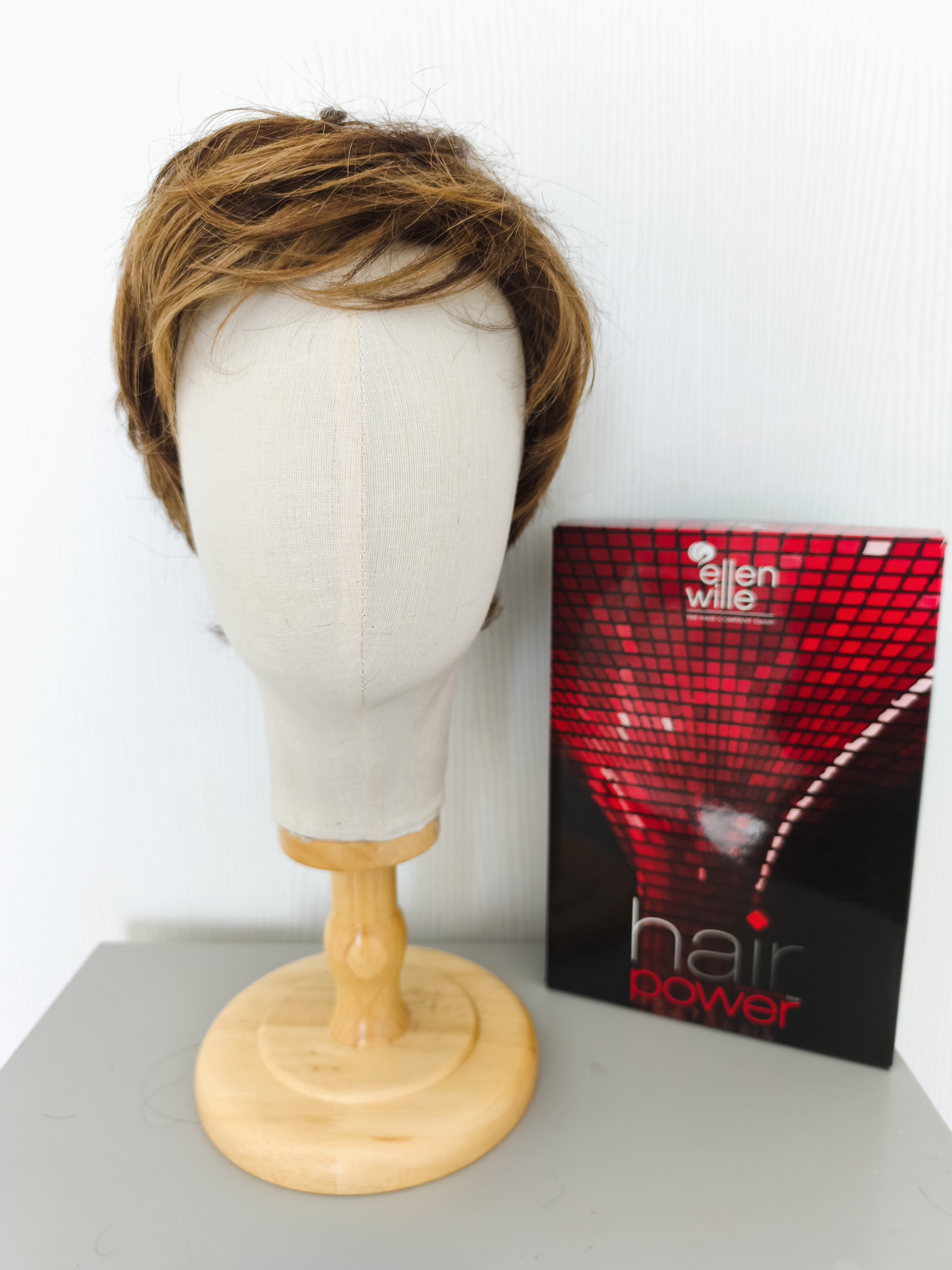 Perruque courte Ellen Wille – Image 2