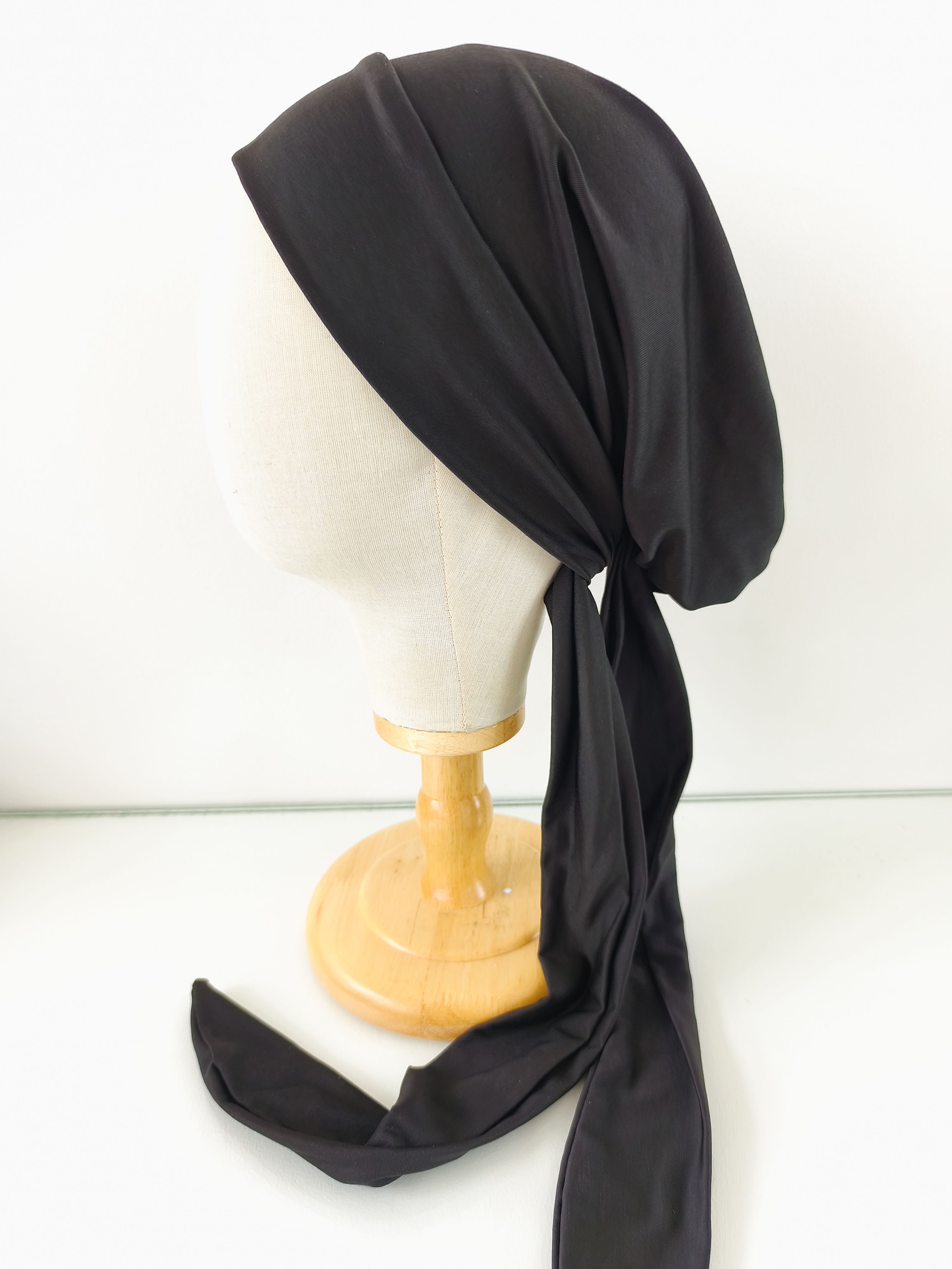 Bonnet noir – Image 2