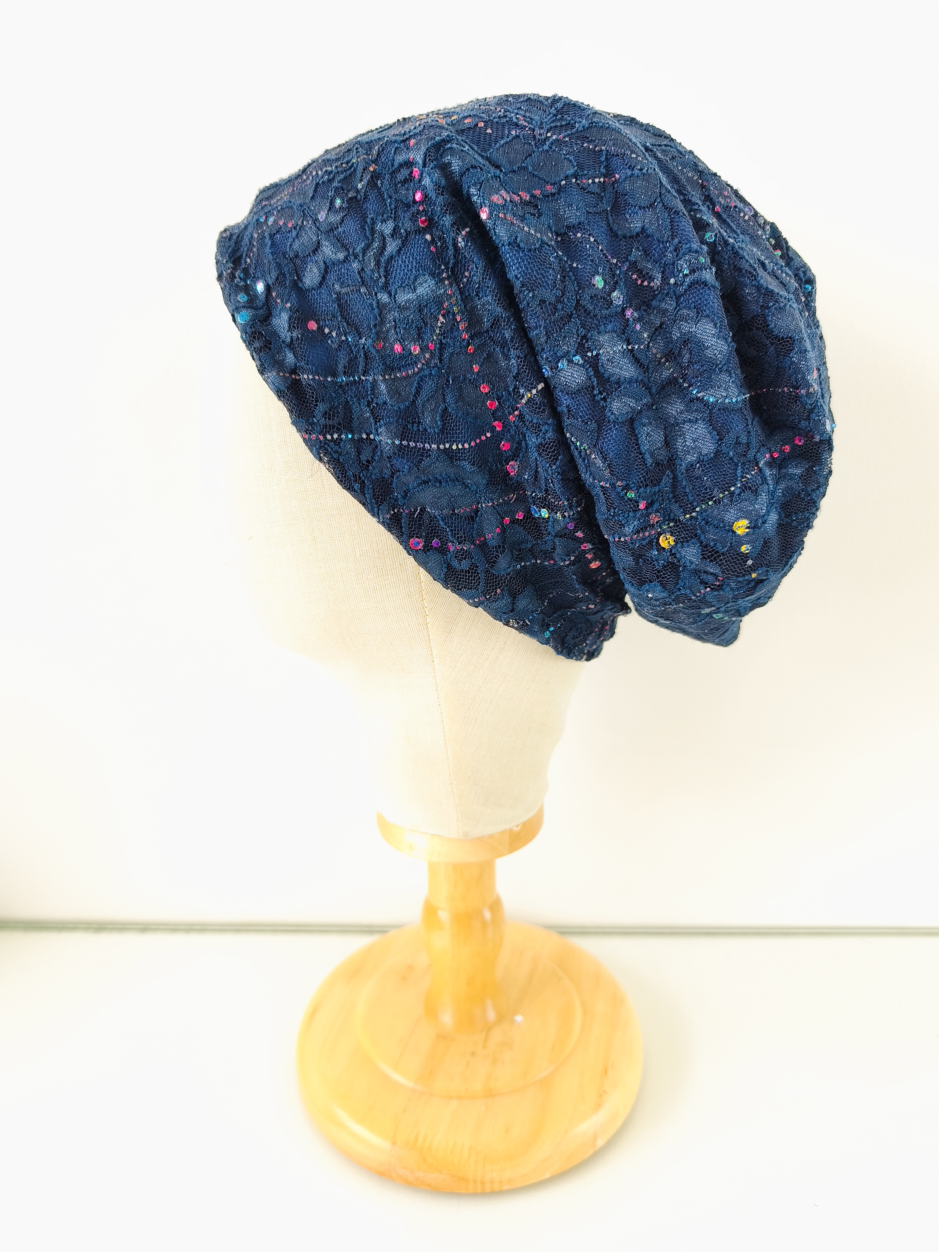 Bonnet dentelle