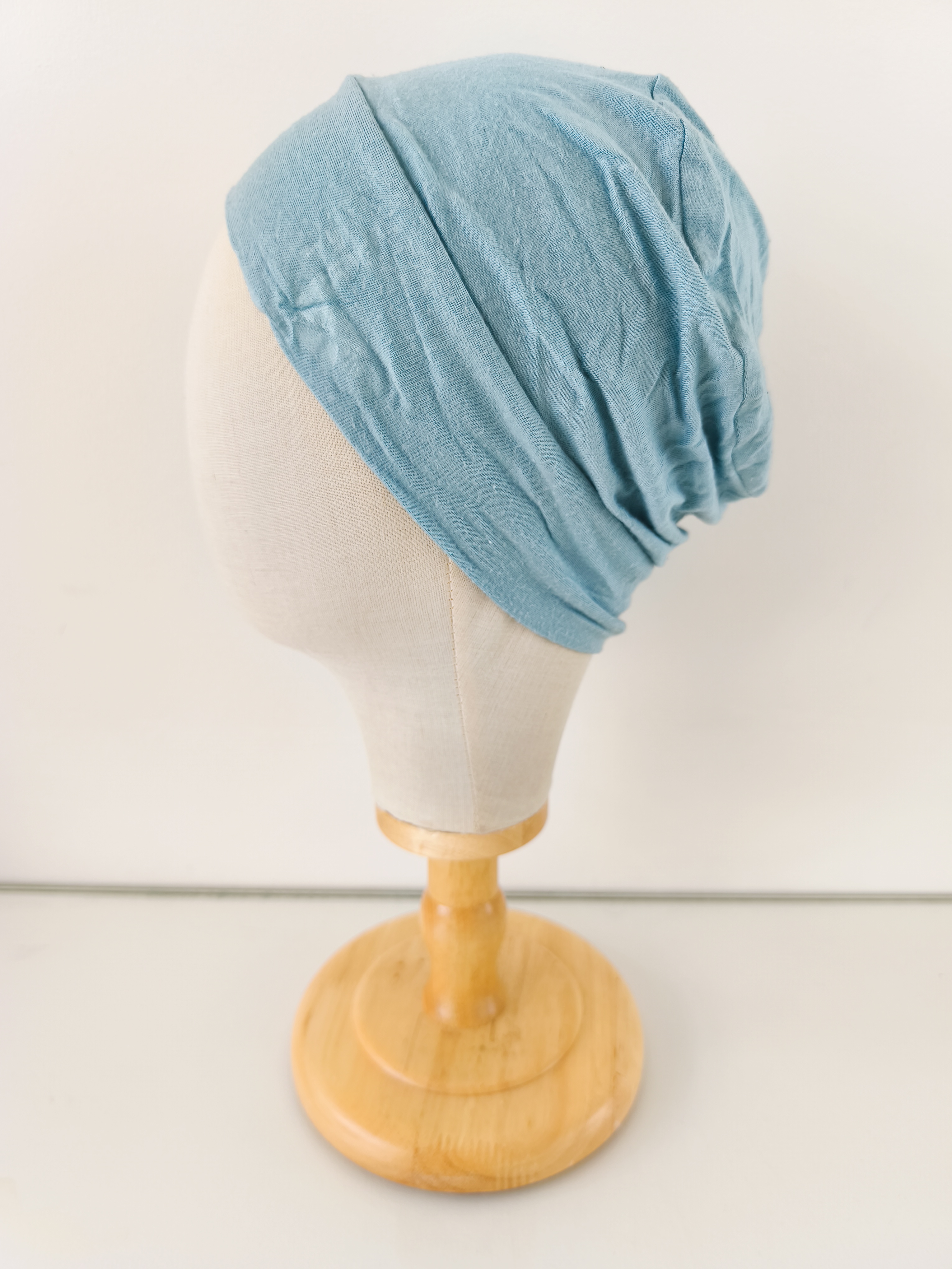 Bonnet simple bleu clair coton