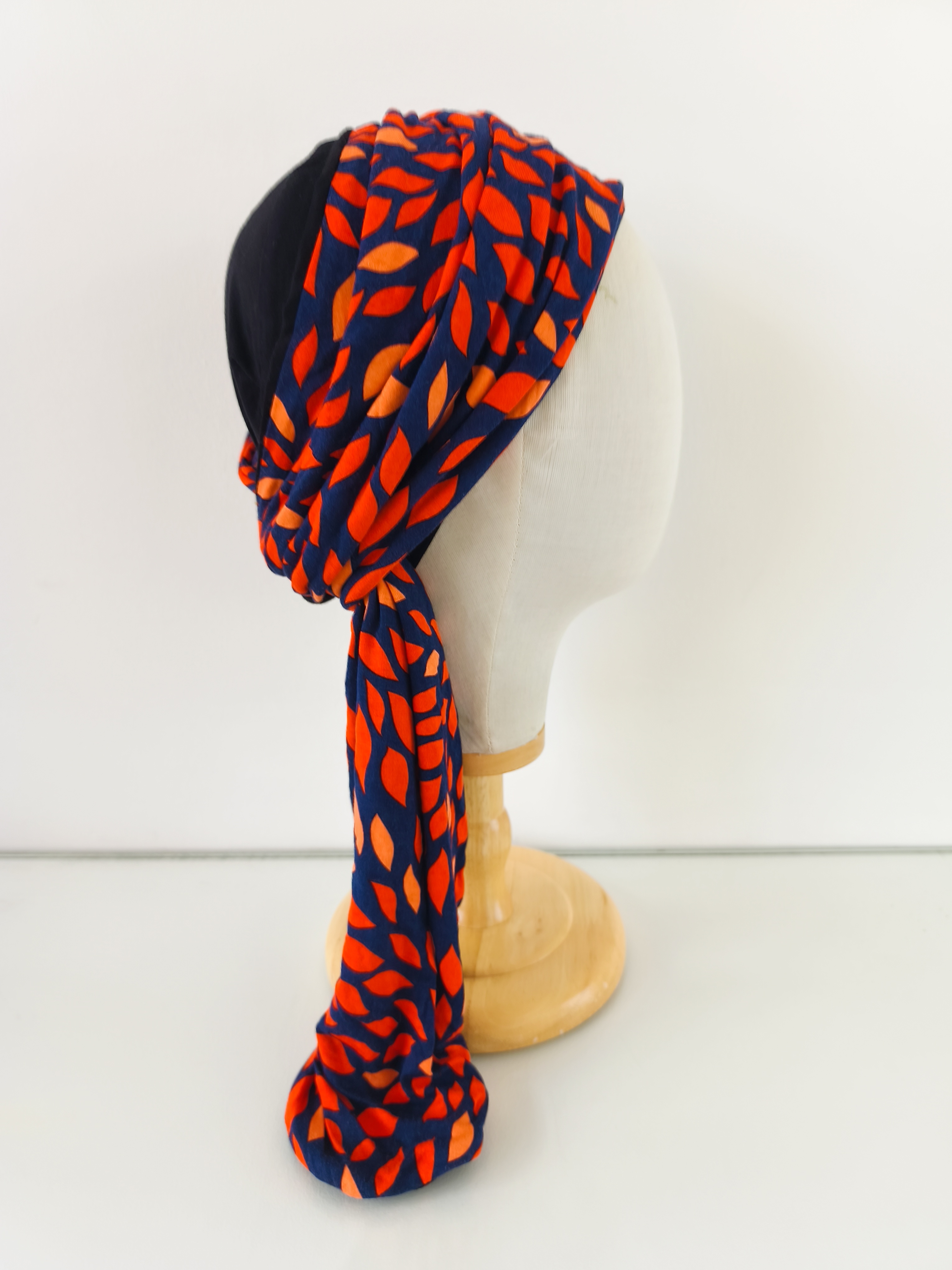Bonnet avec pan à enrouler 95% bambou