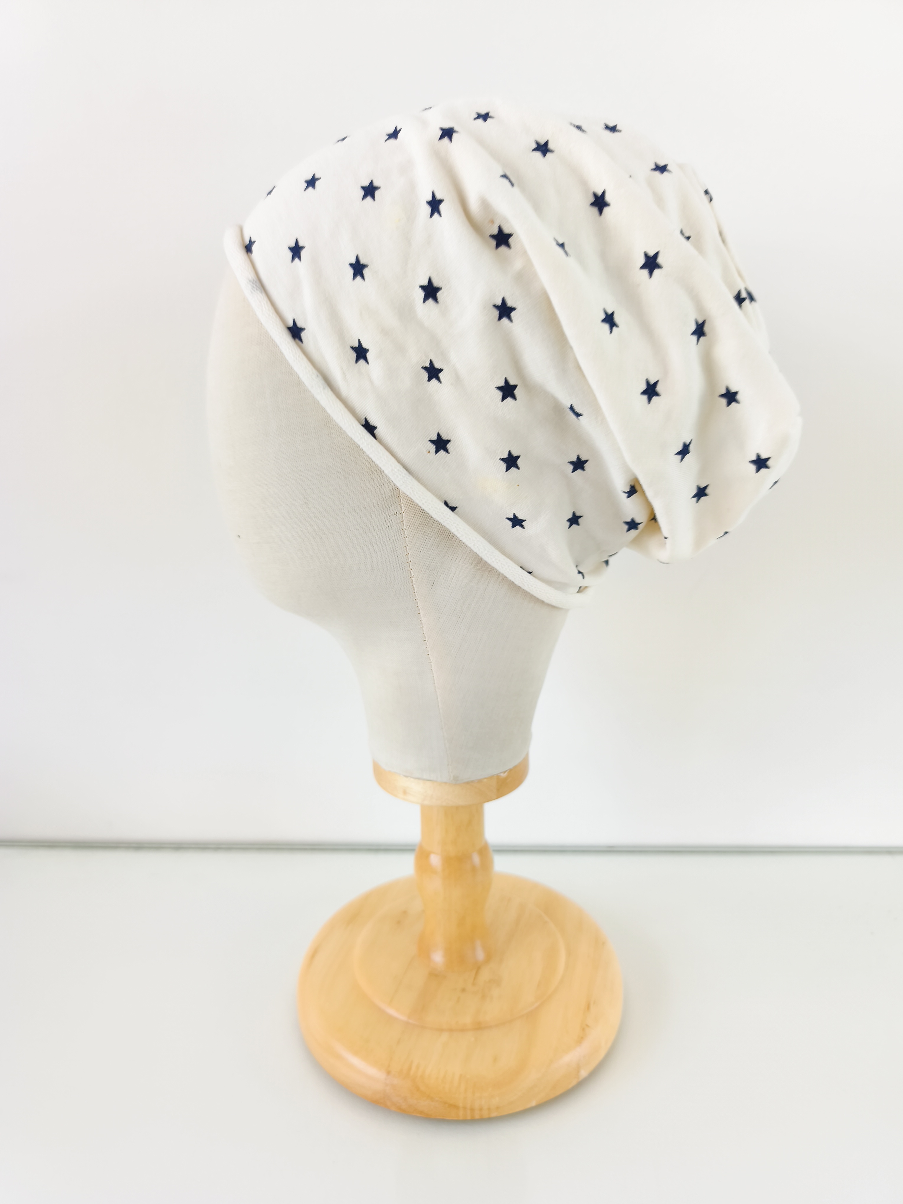 Bonnet simple