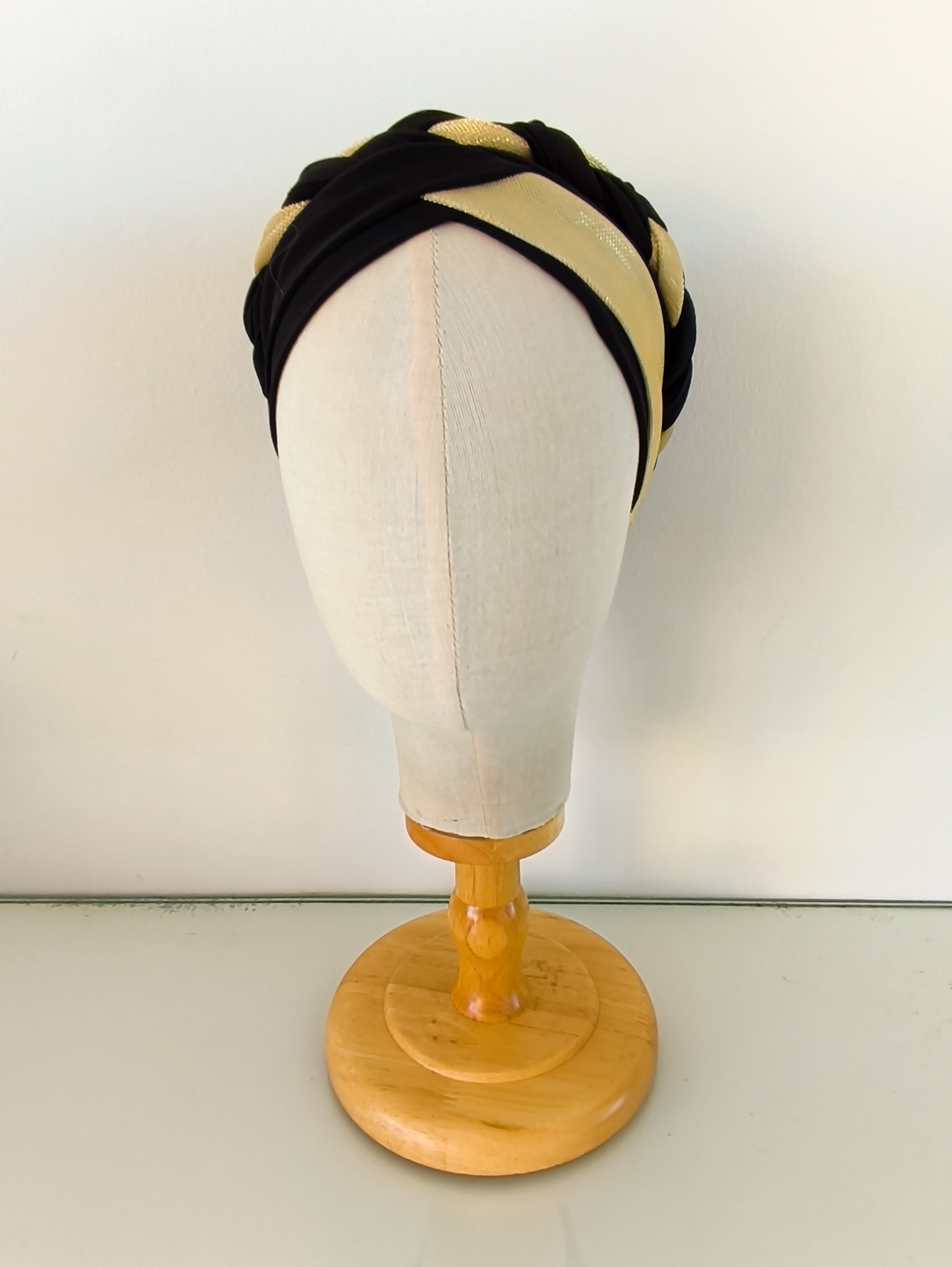 Bonnet avec tresse – Image 2