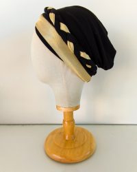 Bonnet avec tresse