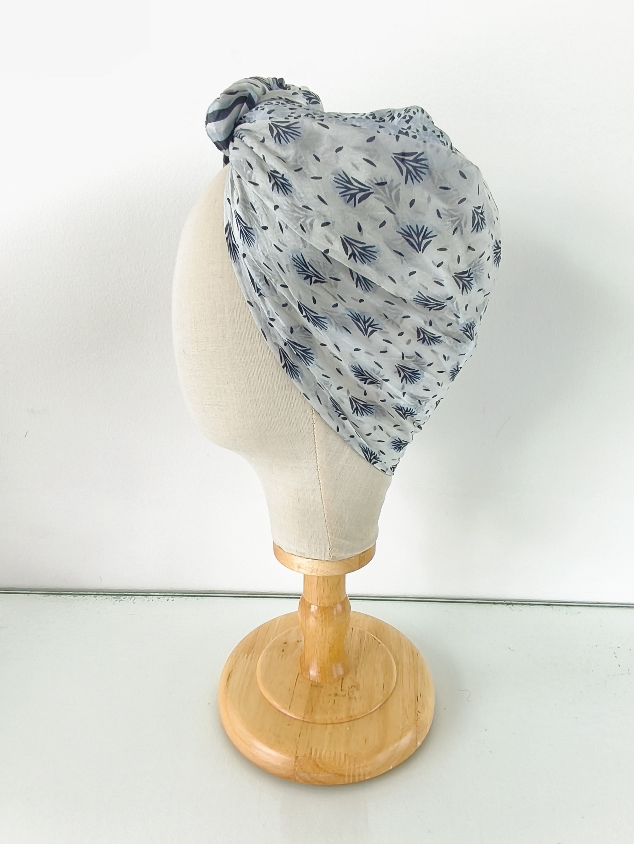Bonnet foulard Les Bonnards en soie – Image 5
