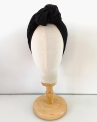 Bonnet noir texturé