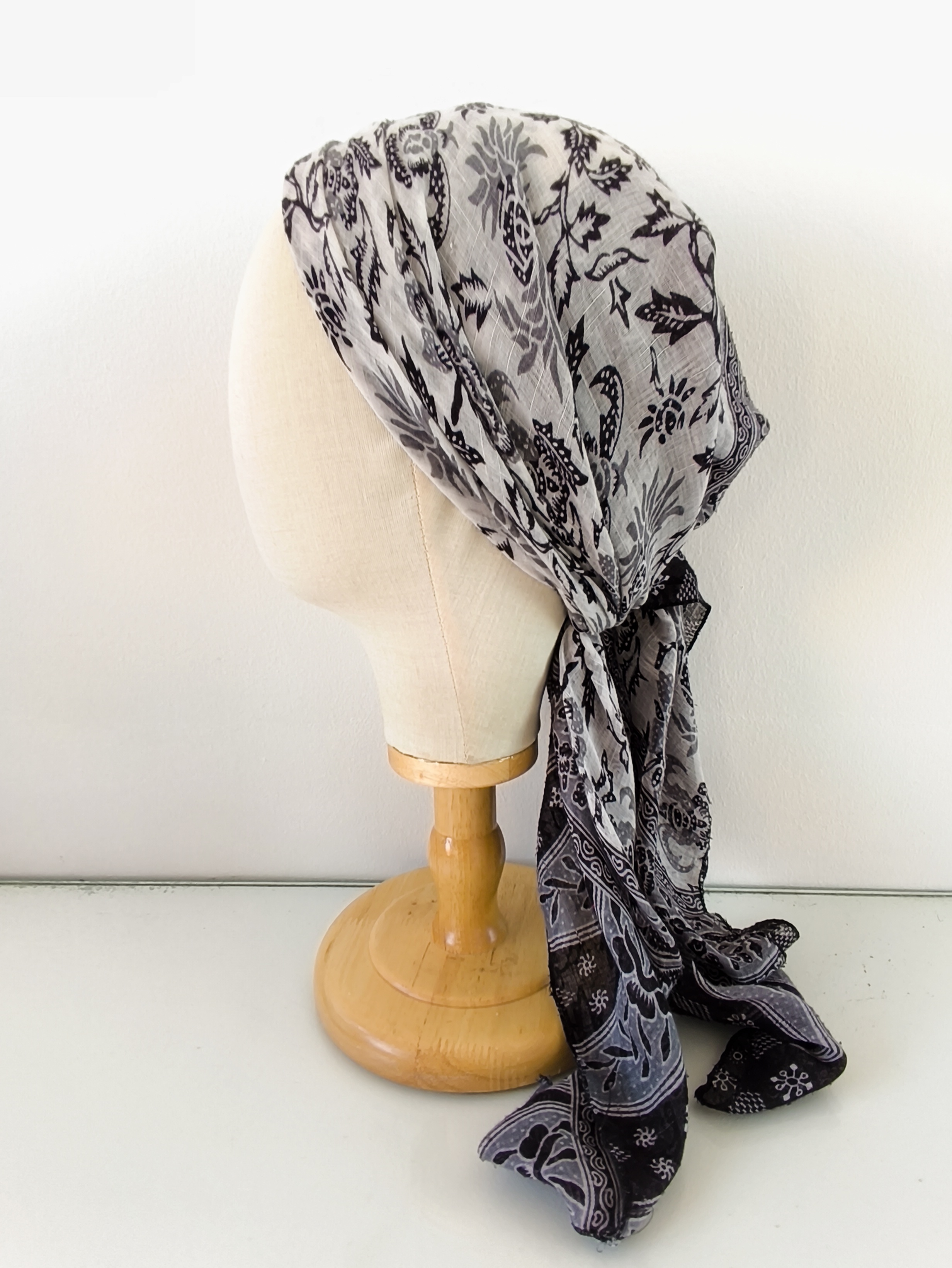 Bonnet foulard Les Bonnards