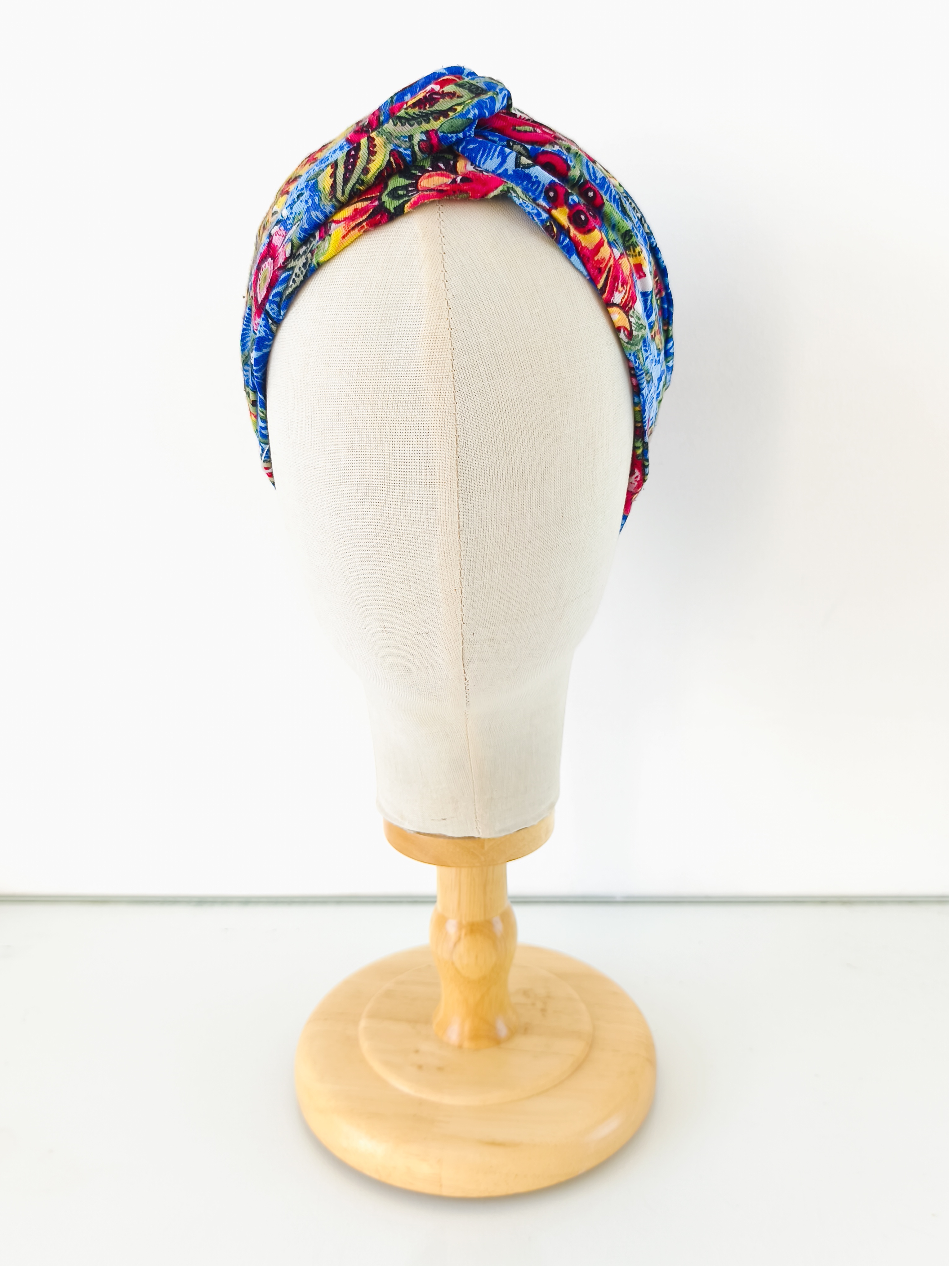 Bonnet coloré marque Fleurie – Image 2