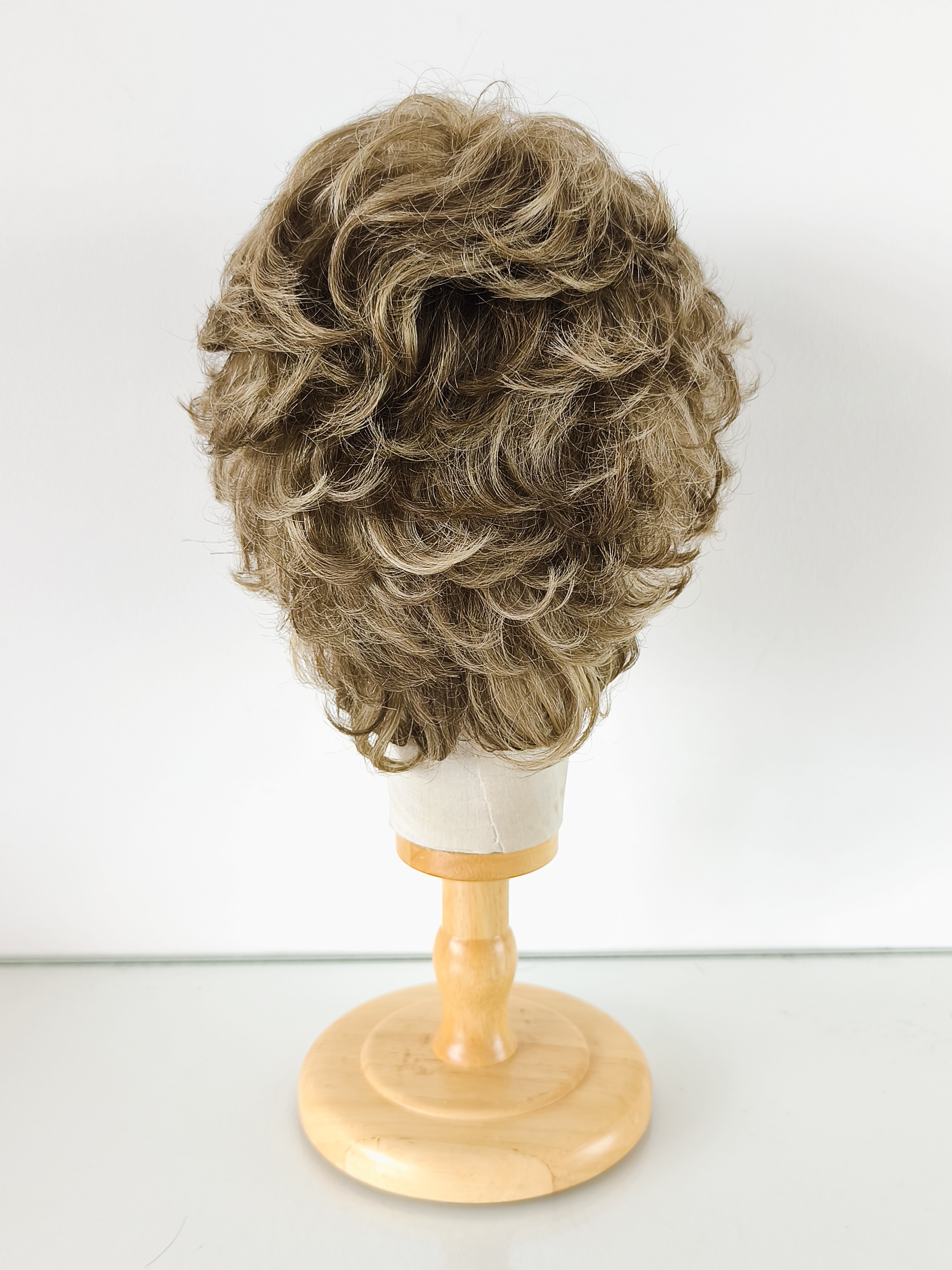 Perruque courte (n4096) – Image 4